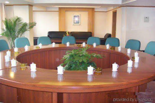 צ'נגדו Wu Liang Ye Grand Hotel מראה חיצוני תמונה